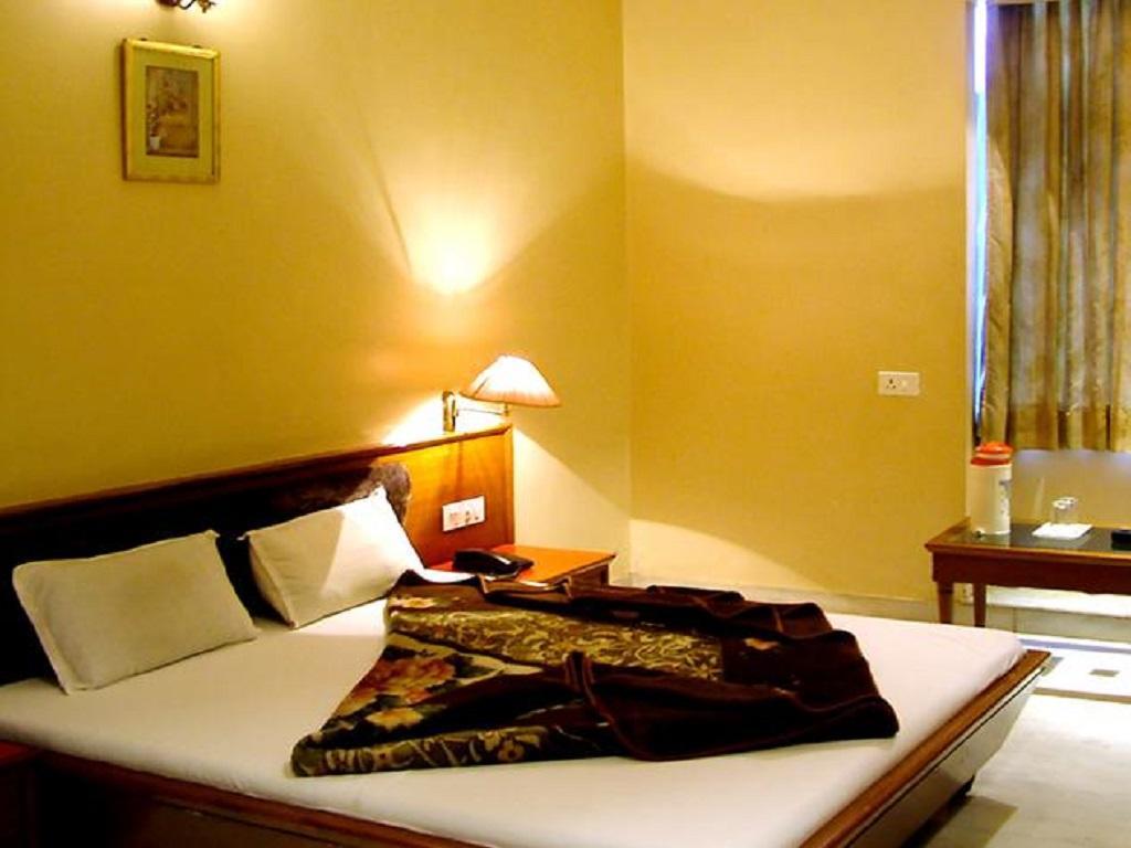 Hotel Ambaji International Ranpur Exterior foto